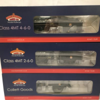 3 X Boxed Bachman 00 Gauge Locomotives. A Class 4MT 4-6-0 # 31-117DC. A Class 4MT 2-6-0 #32-954 And A Collect Goods #32-312. All DCC.