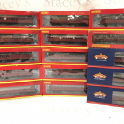 A Collection Of Boxed 00 Gauge Coaches By Hornby And Bachmann.