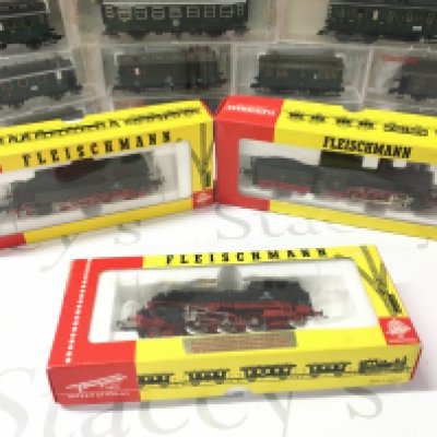 3 Boxed Fleishmann H0 Gauge Locos with A Collection Of Boxed Coaches.