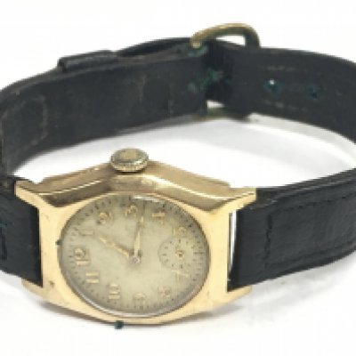 A 9 carat gold watch , 25.8g total weight