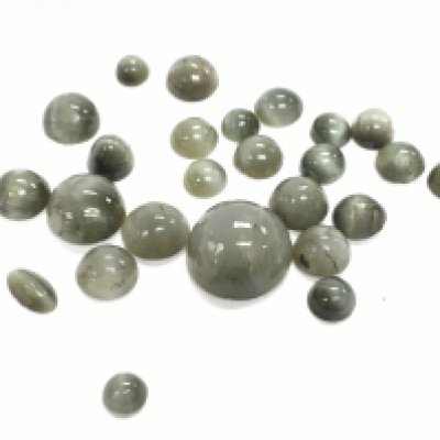 Parcel of round cabochon cut chalcedony gemstones 21.60ct total. Poste category A.