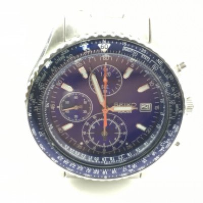 A seiko chronograph wrist watch. Blue dial seen running with 40mm case.