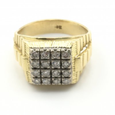 A 9ct gold gents ring set with diamonds. Approximately Z +9 and 20.93g Postage A