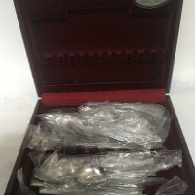 A cased Viners Cutlery set still in original packaging in a fitted and lined case.