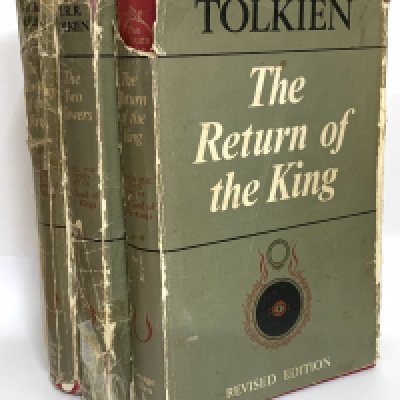 The Lord of The Rings: 1967 second impression three volumes of the Revised Edition &#2013266057&#2013265947&#2013265938 comprising of The Fellowship of the Ring &#2013266057&#2013265947&#2013265938 The Two Towers &#2013266057&#2013265947&#2013265938 The Return of The King &#2013266057&#2013265947&#2013265938 J R R Tolkien (B)