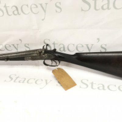 A Jeffery 12 bore side by side hammer shotgun. 30 inch barrel and 46 inches overall. #701 PLEASE NOTE THAT A SHOTGUN LICENSE IS REQUIRED TO PURCHASE THIS ITEM. VIEWING AND COLLECTING IS BY APPOINTMENT ONLY.