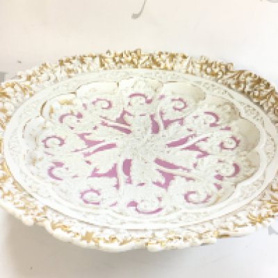 A large Meissen porcelain plate , 31cm wide. No obvious damage or restoration. This lot cannot be posted