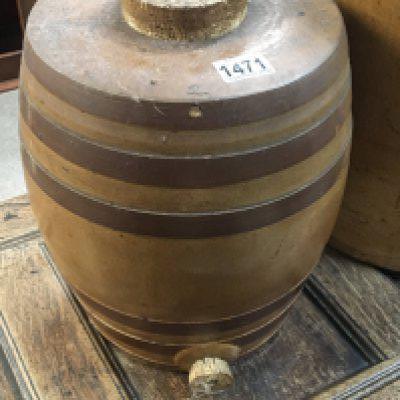 A large 19th century stoneware Trade Spirit barrel impressed marks 471 DC Alston Manningtree. Hight 61cm. NO RESERVE