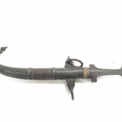 A Middle Eastern dagger with steel blade, blade 24.5cm Approx. Total length 40cm long. Postage category B