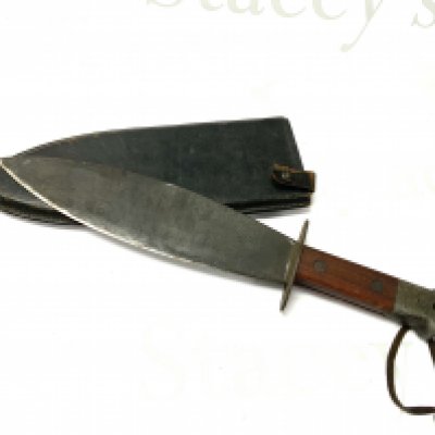 WW2 British Army Issue Smatchet Fighting Knife. Designed by Fairburn Sykes for the British Army. Unmarked example. (D)