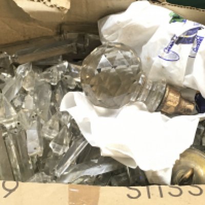 A Collection of glass chandelier drops, this lot cannot be posted