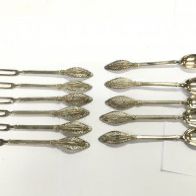 Ornate silver filigree forks and spoons. 800 silver approximately 200g total. Postage B