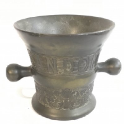 An antique bell shaped bronze mortar , with inscription 1640 Andom. 10cm tall. Postage category B
