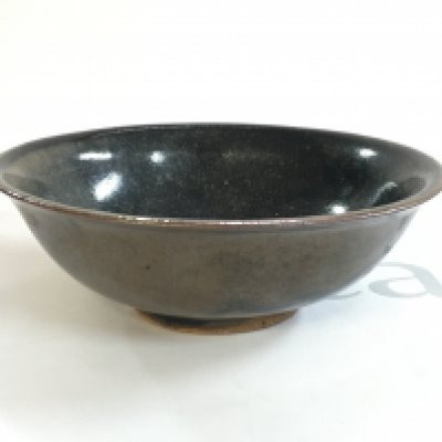 A Chinese Hares fur glaze bowl, 14.5cm wide. Some small chips. This lot cannot be posted