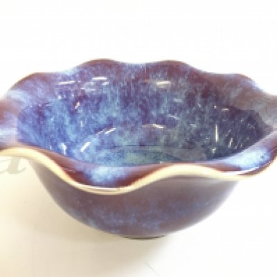 A Chinese glazed lotus form bowl , 16cm wide. Four character mark at the base. No obvious damage or restoration. This lot cannot be posted