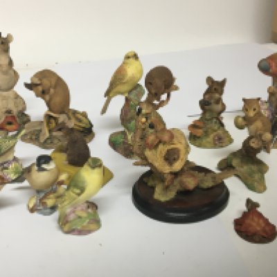 A collection of Worcester bird ornaments wren wood warbler and others and craft mouse figures. NO RESERVE