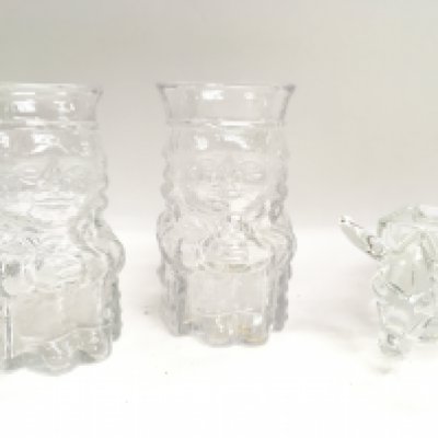 Whitefriars glass character jugs and a Venes cow. No obvious damage or restoration This lot cannot be posted. NO RESERVE