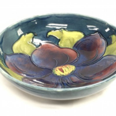 A Moorcroft Anemone floral design dish , 14cm wide. This lot cannot be posted