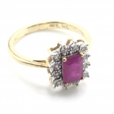 A 9 carat yellow gold cluster ring set with a central step-cut ruby and 12 round-cut diamonds, ruby 0.92ct, diamonds 0.06ct. Ring size N. 3g. Postage category A