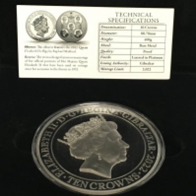 A London Mint 2022 Platinum Jubilee Commemorative 10 crowns Coin. Postage category B. NO RESERVE