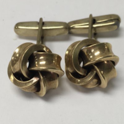 A pair of 9 ct gold Turkish knot cufflinks 7.3 grams .