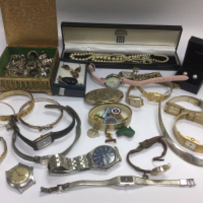 A collection of watches, silver and costume jewellery. Shipping category B.