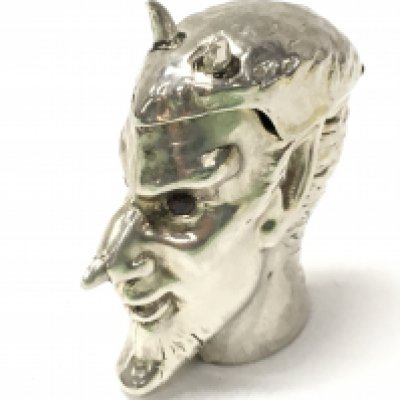 A silver 925 marked vesta in the form of The Devils head