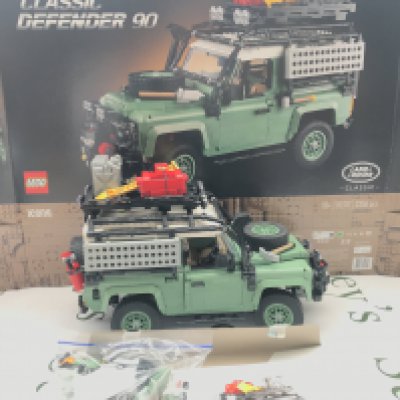 A Lego Land Rover 90 With Box And Manual #10317 Appears To Be Complete. This Lot Cannot Be Posted. (2).