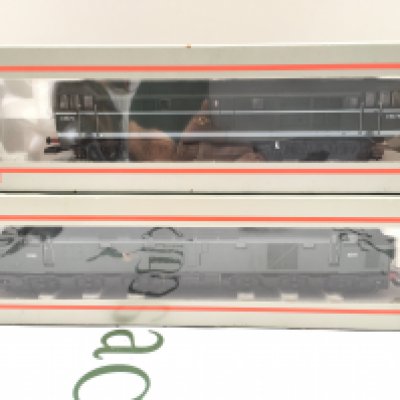 2 X Boxed Ali a 00 Gauge Diesel Locomotives.