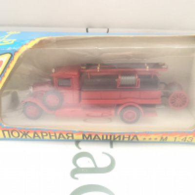 A Boxed Russian OMO Diecast 1930s Firetruck 1/43 Scale.