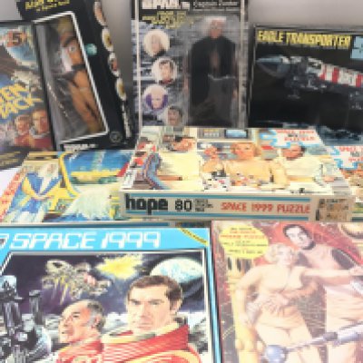 A Collection Of Space 1999 toys Jigsaw Puzzles. Magazines. Annuals And Board Game Etc.
