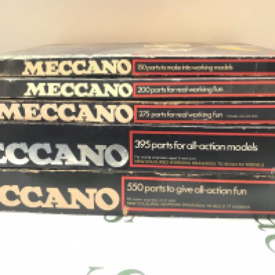 5 Boxed Meccano Kits #s 2-6.(5). No Reserve.