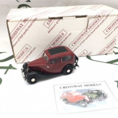 A Boxed Crossway Models morris 8 2 Door Saloon. 1/43 Scale.