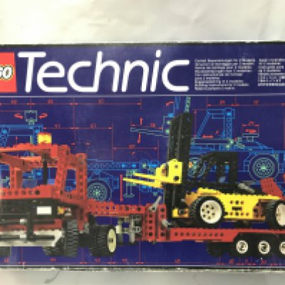 A boxed Lego Technic Forklift Transporter #8872. #8872 appears To Be Complete.