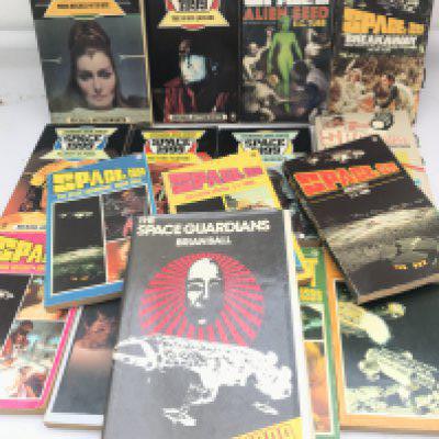 A Collection Of Space 1999 Books. No Reserve.