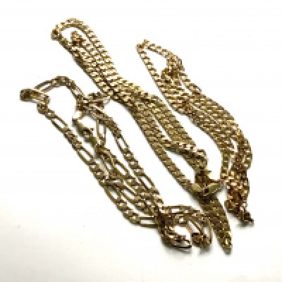 3 heavy 9ct gold figaro style chains. 57.4g (A)