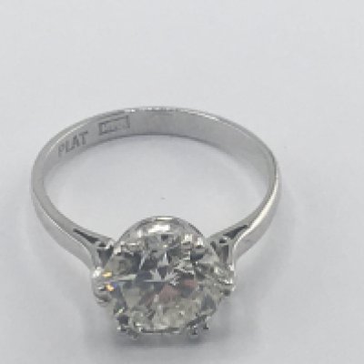 An exceptional diamond solitaire ring. a round brilliant cut diamond 2.70 carat set in platinum the ring sold with Gemologists report and the stone unset for independent professional assessment the diamond graded L/M and Clarity SI2/I1 IDRC Gemologists report. Total weight 3.5g ring size N/O.