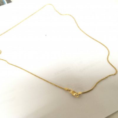 A Quality high grade gold 916 necklace weight 4.5g