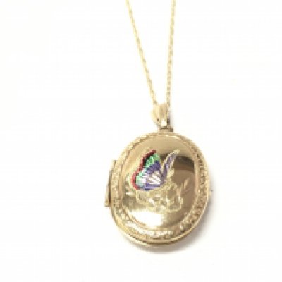 A 9ct gold chain and locket. 3.70g Postage A