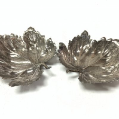 Italian sterling silver leaf dishes. Postage category A.
