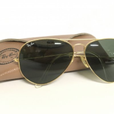 A vintage pair of ray ban aviators, postage category B