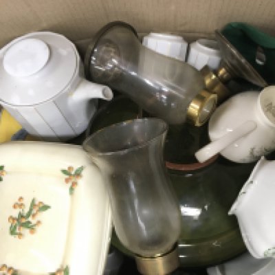 A collection of ceramics including a Royal Semi porcelain tureen, Rosenthal coffee set. This lot cannot be posted