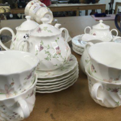 A Wedgwood Campion pattern porcelain tea set six place setting no obvious damage.