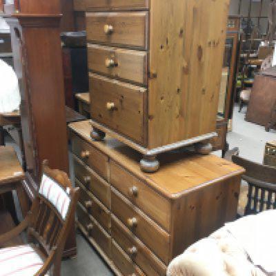 Matching Pine Chests of drawers. Dimensions 45x58x84cm and 45x108x86cm