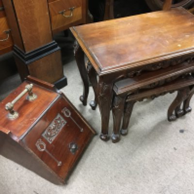A nest of mahogany tables with carved design (38x66x54cm) and a coal scuttle box NO RESERVE