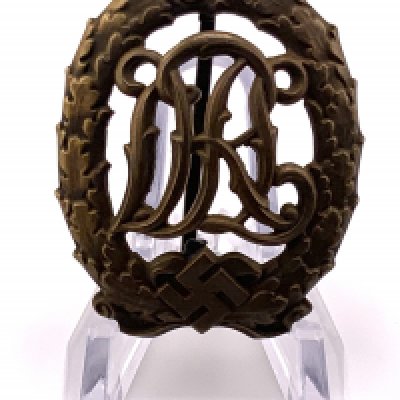 A German WW2 DRL sports badge (A)