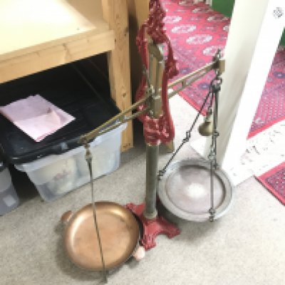 A Tall shops Victorian beam scales with pans by G. Story of Chelmsford circa 1890. 74cm tall. This lot cannot be posted