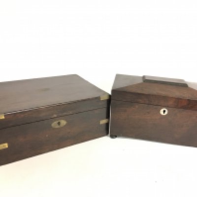 An oak tea caddy 22x30x13cm (damaged) and a writing box 16x28x14cm NO RESREVE