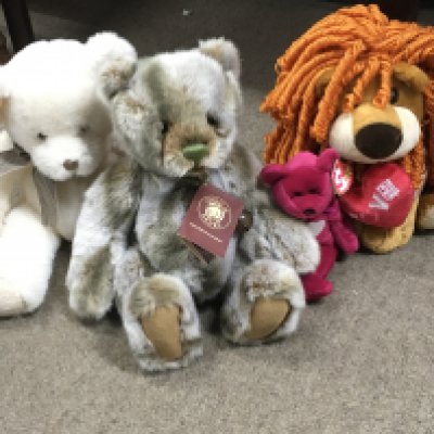 A collection of teddy bears including a Charlie Bear, TY Valentina beanie baby, Jazzy Aurora bear, Lillian Ross bear. Postage category c