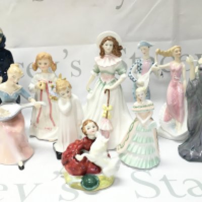 A collection of Royal Doulton porcelain figures including Melody, Harmony, Masque etc. Coalport Party time figure. No obvious damage or restoration This lot cannot be posted